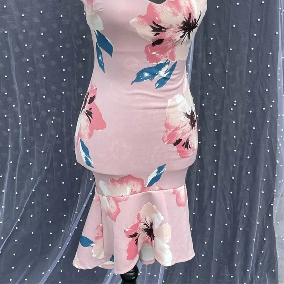 Spring time dress - Picture 3 of 5